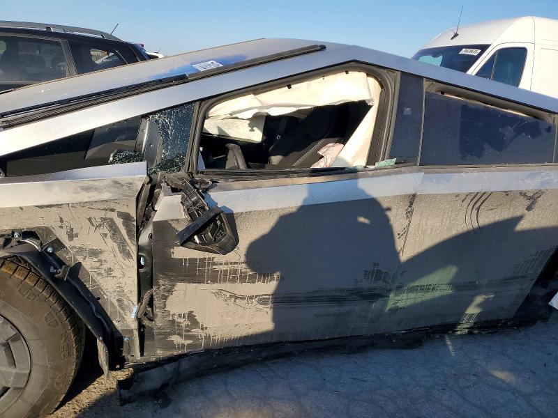 Продажа на аукционе авто 2025 Tesla Cybertruck, vin: 7G2CEHED1SA064295, номер лота: 76632105