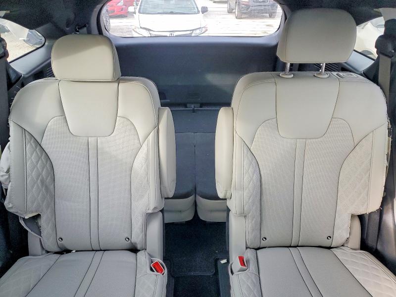 Продажа на аукционе авто 2025 Kia Sorento, vin: KNDRKDJG8S5397760, номер лота: 77932645