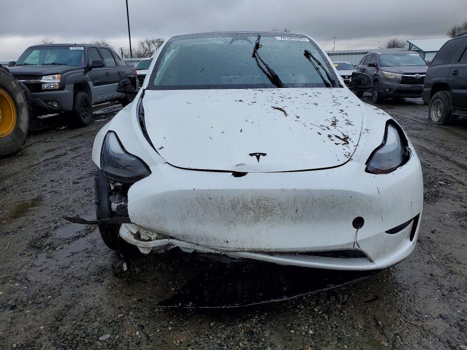 78185945 :رقم المزاد ، 7SAYGDEFXRF072263 vin ، 2024 Tesla Model Y مزاد بيع