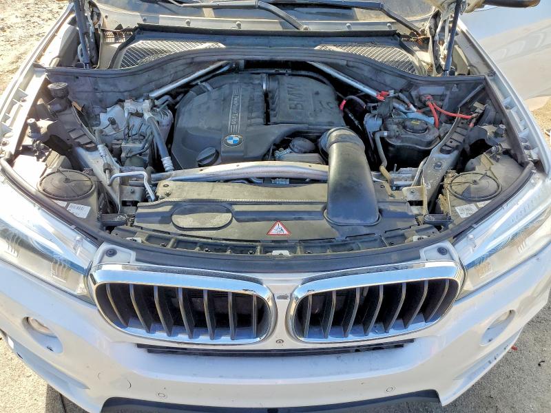 Продаж на аукціоні авто 2015 Bmw X5, vin: 5UXKR2C5XF0H36858, номер лоту: 77993245