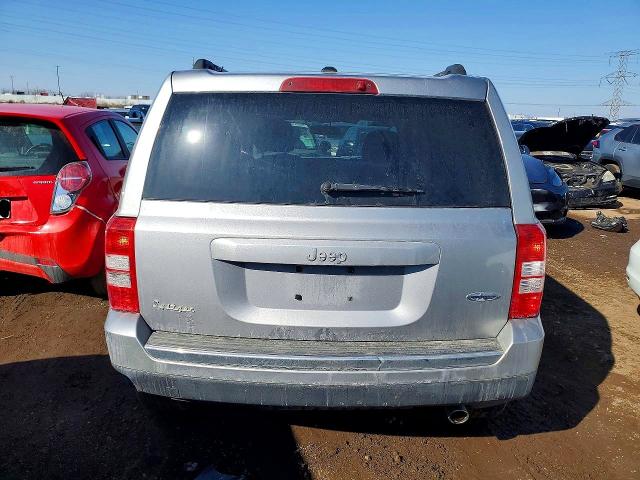 76022345 :رقم المزاد ، 1C4NJPFAXGD583708 vin ، 2016 Jeep Patriot مزاد بيع