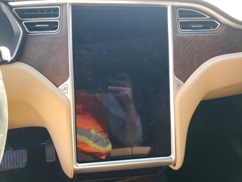 Продажа на аукционе авто 2016 Tesla Model X, vin: 5YJXCAE20GF006088, номер лота: 77681155