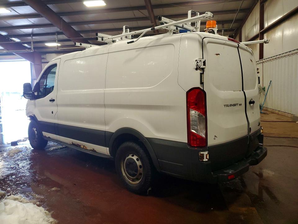 Продажа на аукционе авто 2015 Ford Transit, vin: 1FTNE1ZM9FKA17217, номер лота: 75282145