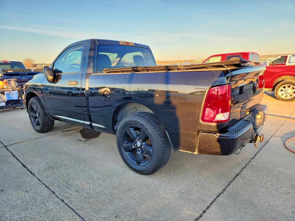 76041855 :رقم المزاد ، 3C6JR6AT6GG206295 vin ، 2016 Ram 1500 مزاد بيع
