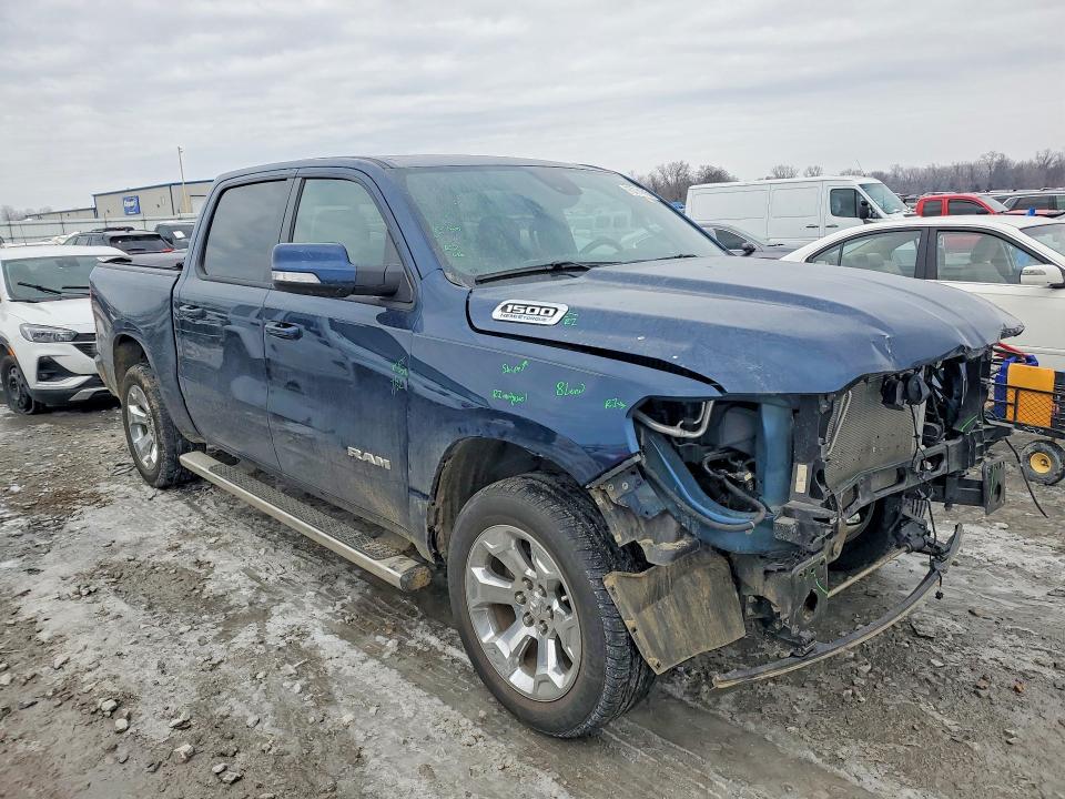 Продажа на аукционе авто 2022 Ram 1500 Big Horn Crew C, vin: 1C6SRFFT5NN448061, номер лота: 75774205