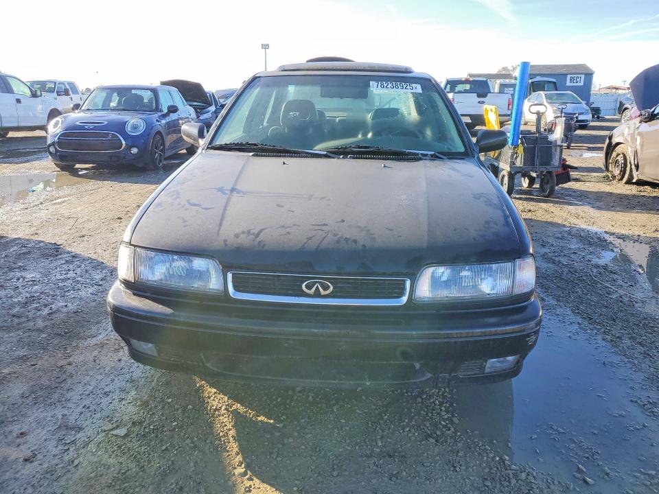 1996 Infiniti G20 მანქანა იყიდება აუქციონზე, vin: JNKCP01D8TT543138, აუქციონის ნომერი: 78238925