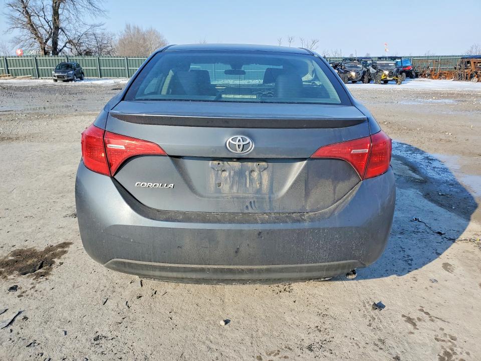 75619375 :رقم المزاد ، 2T1BURHE7HC876857 vin ، 2017 Toyota Corolla مزاد بيع