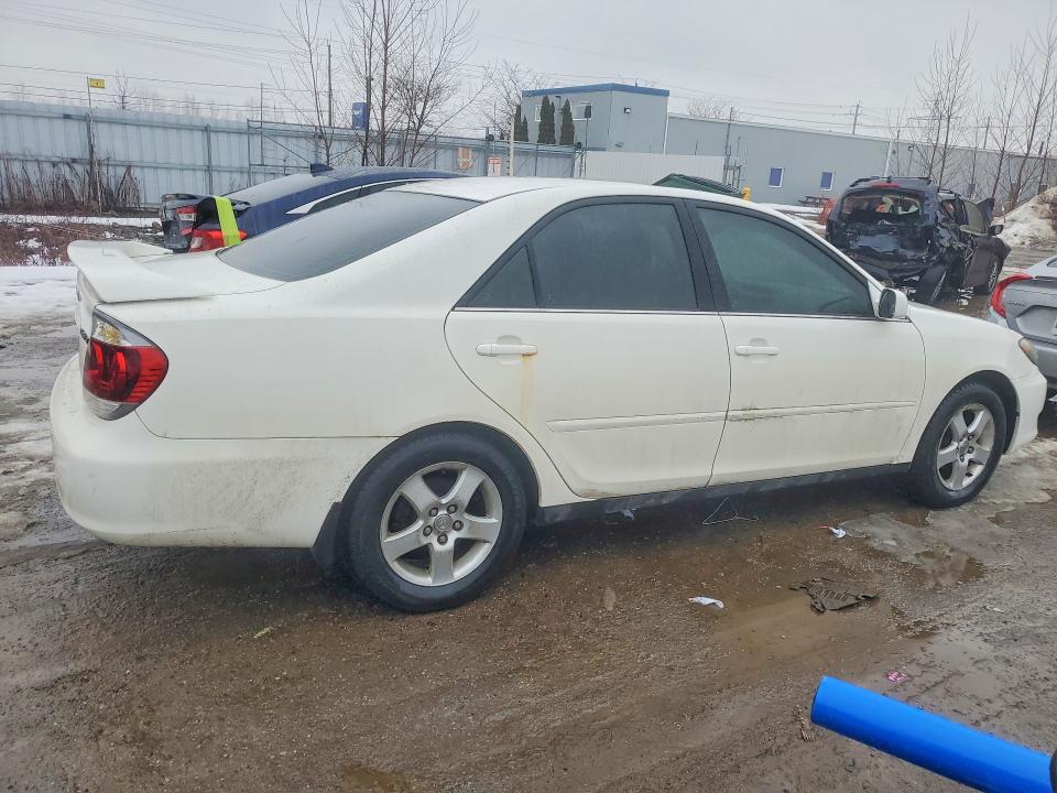Продажа на аукционе авто 2005 Toyota Camry, vin: 4T1BE32K45U565910, номер лота: 77543535