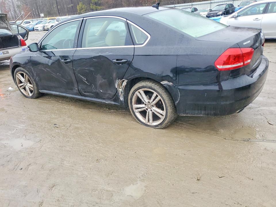 2014 Volkswagen Passat მანქანა იყიდება აუქციონზე, vin: 1VWBT7A38EC035521, აუქციონის ნომერი: 77532835