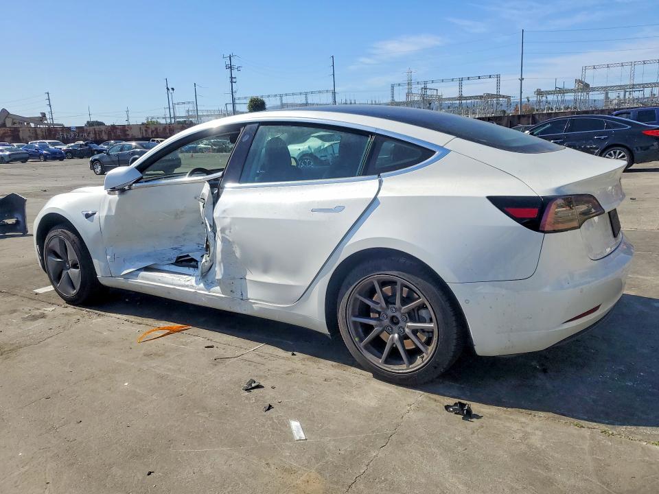 Продажа на аукционе авто 2020 Tesla Model 3, vin: 5YJ3E1EA6LF803987, номер лота: 77147175