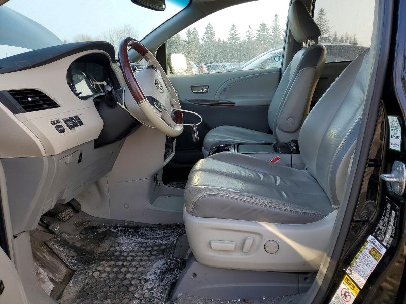 76533715 :رقم المزاد ، 5TDDK3DCXBS009628 vin ، 2011 Toyota Sienna مزاد بيع