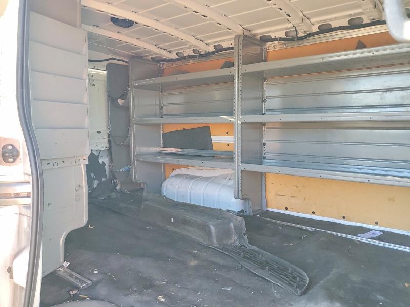 75285205 :رقم المزاد ، 1N6AF0KY7JN816971 vin ، 2018 Nissan Nv مزاد بيع