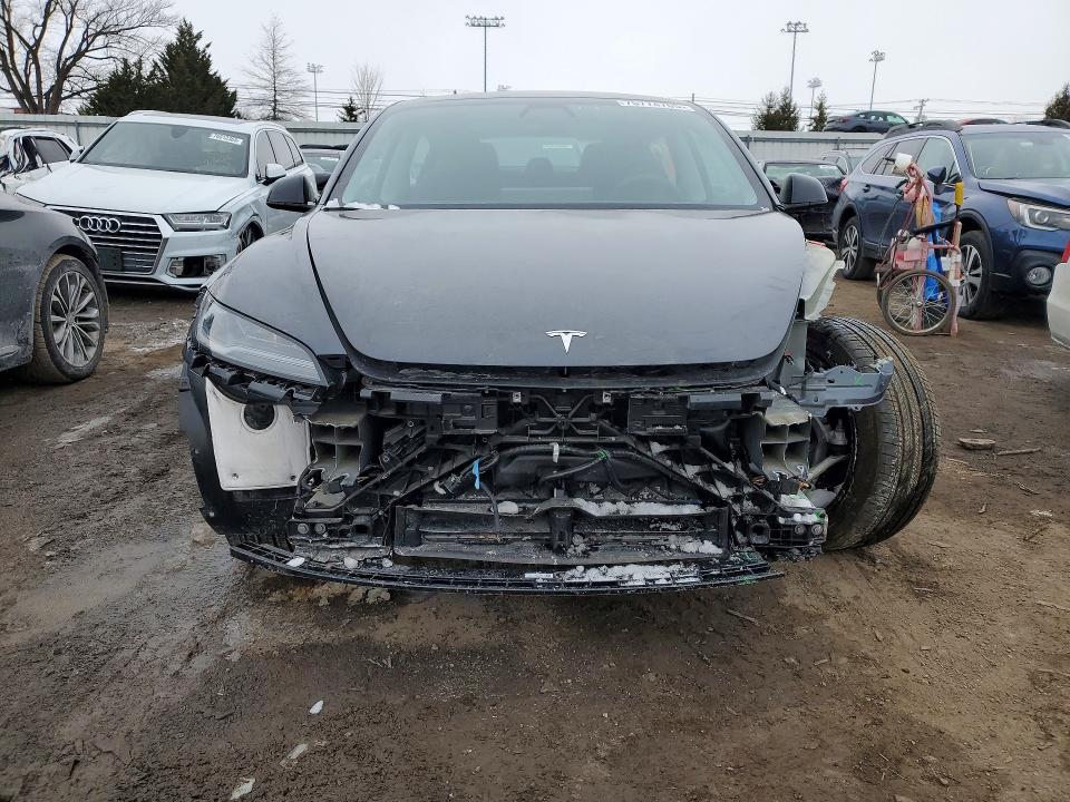 2025 Tesla Model 3 მანქანა იყიდება აუქციონზე, vin: 5YJ3E1EA2SF042941, აუქციონის ნომერი: 75774705