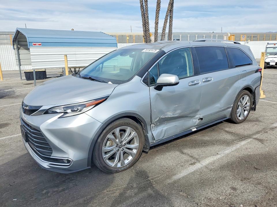 Продажа на аукционе авто 2021 Toyota Sienna, vin: 5TDERKEC6MS022615, номер лота: 76192475