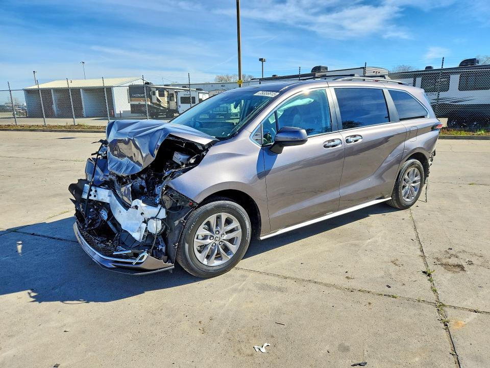 79356815 :رقم المزاد ، 5TDYSKFC8RS124909 vin ، 2024 Toyota Sienna مزاد بيع