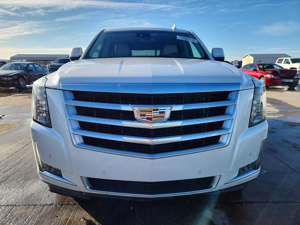 2017 Cadillac Escalade L მანქანა იყიდება აუქციონზე, vin: 1GYS3BKJ7HR334061, აუქციონის ნომერი: 74565135