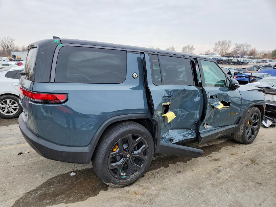 2026 Rivian R1s მანქანა იყიდება აუქციონზე, vin: 7PDSGBBP1TN081911, აუქციონის ნომერი: 75428385