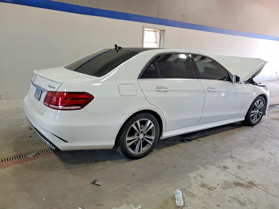 77251385 :رقم المزاد ، WDDHF8JB1EA875871 vin ، 2014 Mercedes-benz E مزاد بيع