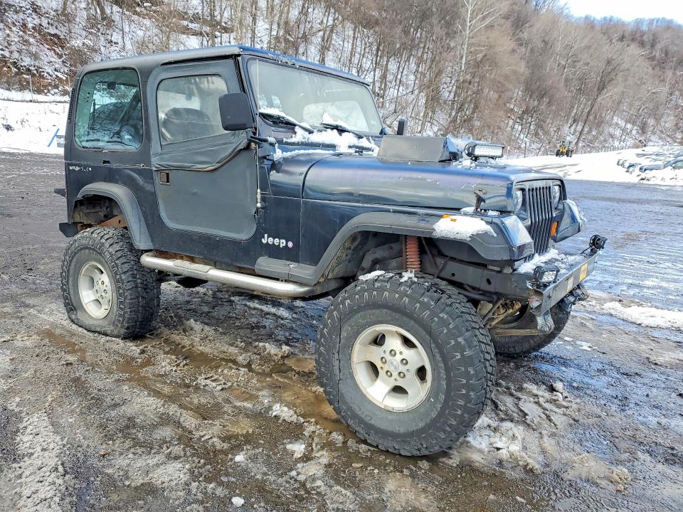 60561376 :رقم المزاد ، 2BCHV81J6HB519642 vin ، 1987 Jeep Wrangler مزاد بيع