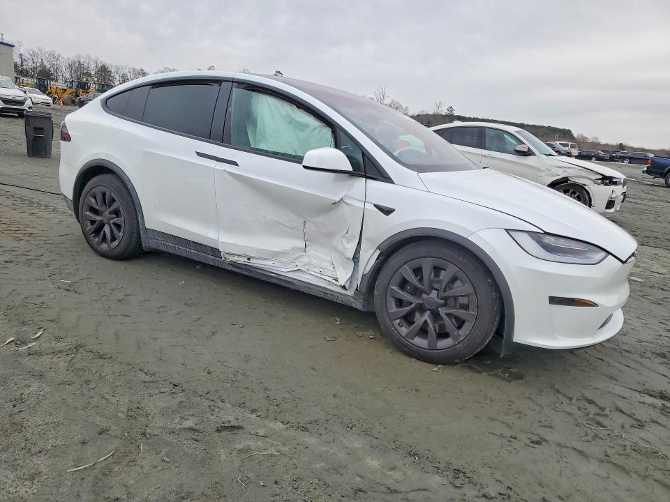 Продажа на аукционе авто 2023 Tesla Model X, vin: 7SAXCBE52PF397523, номер лота: 75787665