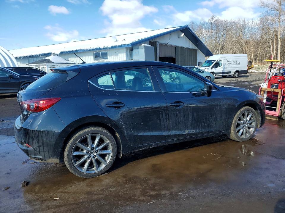 Aukcja sprzedaży 2018 Mazda 3, vin: 3MZBN1L31JM251031, numer aukcji: 76450405