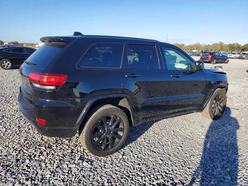 Продаж на аукціоні авто 2018 Jeep Grand Cherokee, vin: 1C4RJFAG1JC189129, номер лоту: 77031005