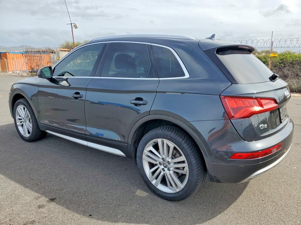 77627675 :رقم المزاد ، WA1BNAFY9J2021779 vin ، 2018 Audi Q5 مزاد بيع
