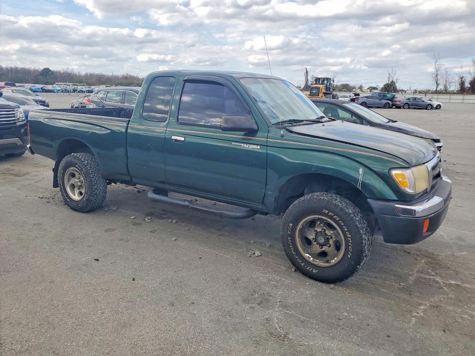 76588575 :رقم المزاد ، 4TAWM72N3YZ594649 vin ، 2000 Toyota Tacoma مزاد بيع