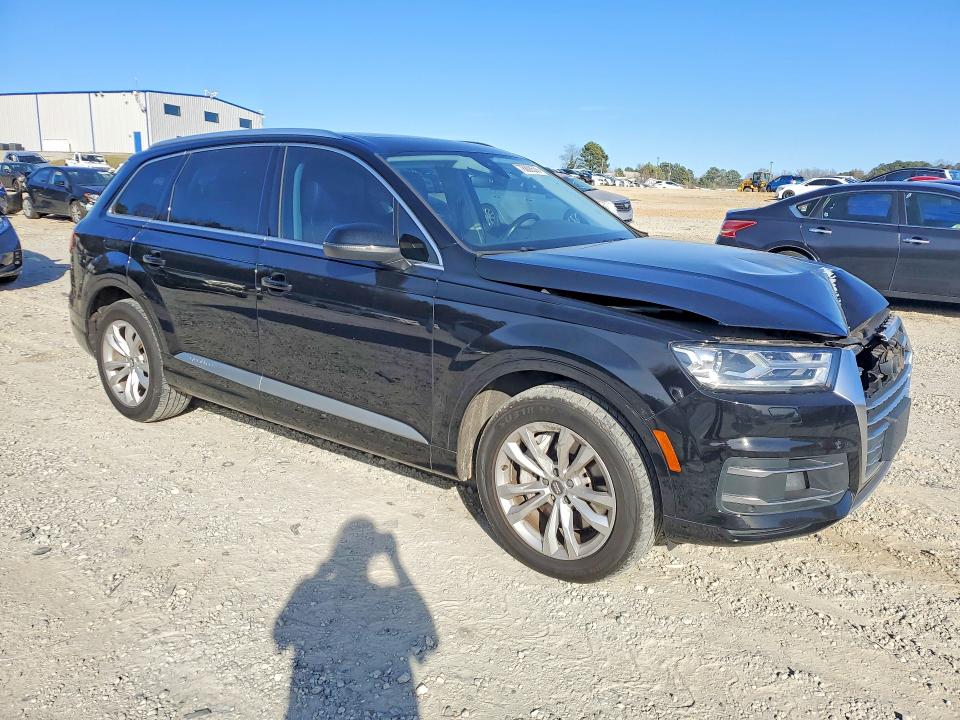 78800535 :رقم المزاد ، WA1AAAF71HD038038 vin ، 2017 Audi Q7 مزاد بيع