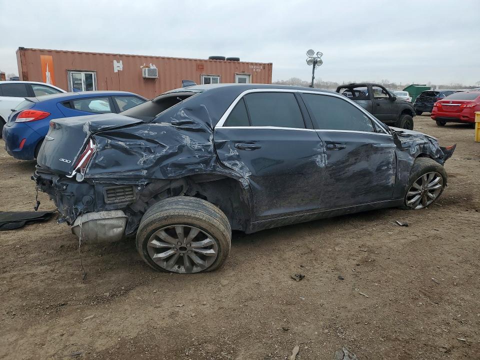 78288795 :رقم المزاد ، 2C3CCARG4JH325021 vin ، 2018 Chrysler 300 مزاد بيع