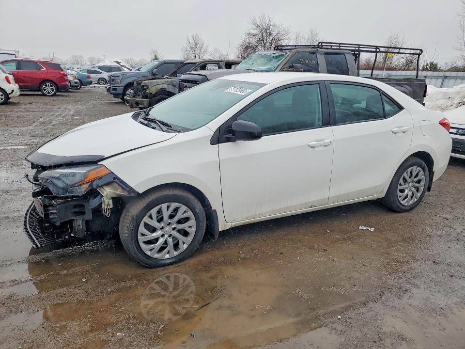 Aukcja sprzedaży 2018 Toyota Corolla, vin: 2T1BURHE9JC990932, numer aukcji: 77123665