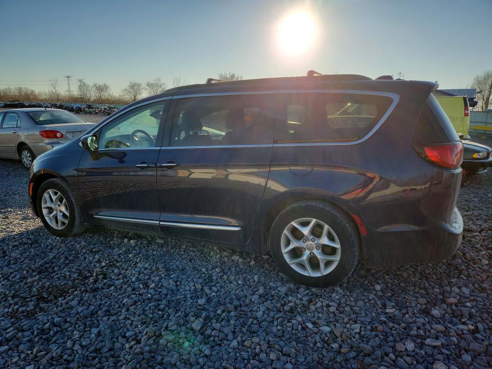 78506495 :رقم المزاد ، 2C4RC1BG4HR803670 vin ، 2017 Chrysler Pacifica مزاد بيع