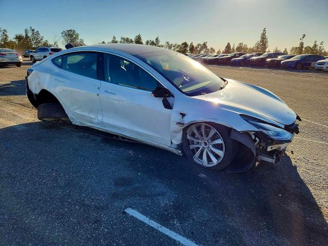 76053955 :رقم المزاد ، 5YJ3E1EA9LF806513 vin ، 2020 Tesla Model 3 مزاد بيع