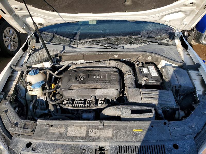 76702985 :رقم المزاد ، 1VWBT7A3XFC002957 vin ، 2015 Volkswagen Passat مزاد بيع