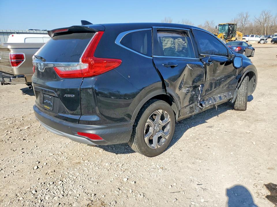 Aukcja sprzedaży 2018 Honda Cr-v, vin: 7FARW2H50JE018412, numer aukcji: 77403515