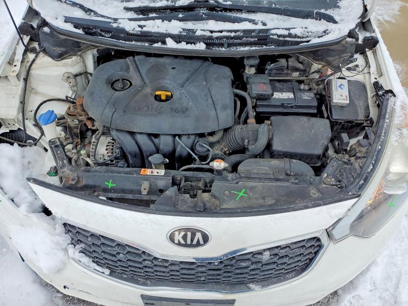 2014 Kia Forte მანქანა იყიდება აუქციონზე, vin: KNAFX4A68E5072975, აუქციონის ნომერი: 77942705