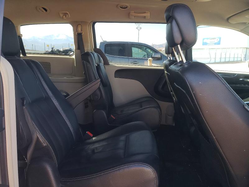 76224355 :رقم المزاد ، 2C4RC1BG4ER247422 vin ، 2014 Chrysler Town & Country مزاد بيع