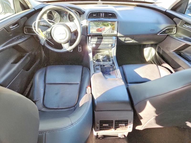 77620295 :رقم المزاد ، SAJAR4FX1KCP49852 vin ، 2019 Jaguar Xe مزاد بيع