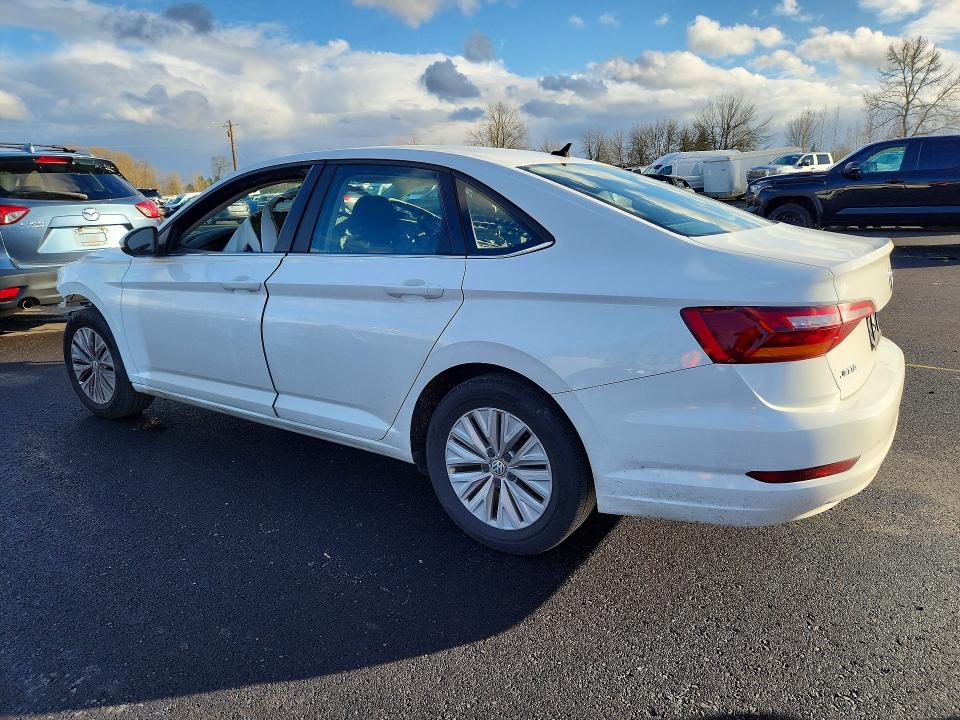 76325335 :رقم المزاد ، 3VWC57BU8KM027628 vin ، 2019 Volkswagen Jetta مزاد بيع