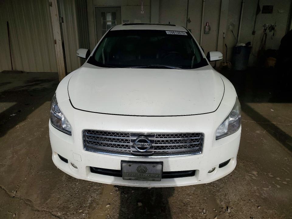 2011 Nissan Maxima მანქანა იყიდება აუქციონზე, vin: 1N4AA5AP4BC835990, აუქციონის ნომერი: 76813815