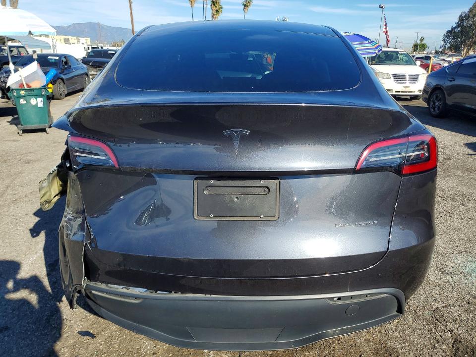 2024 Tesla Model Y მანქანა იყიდება აუქციონზე, vin: 7SAYGDEE3RA225022, აუქციონის ნომერი: 79482055