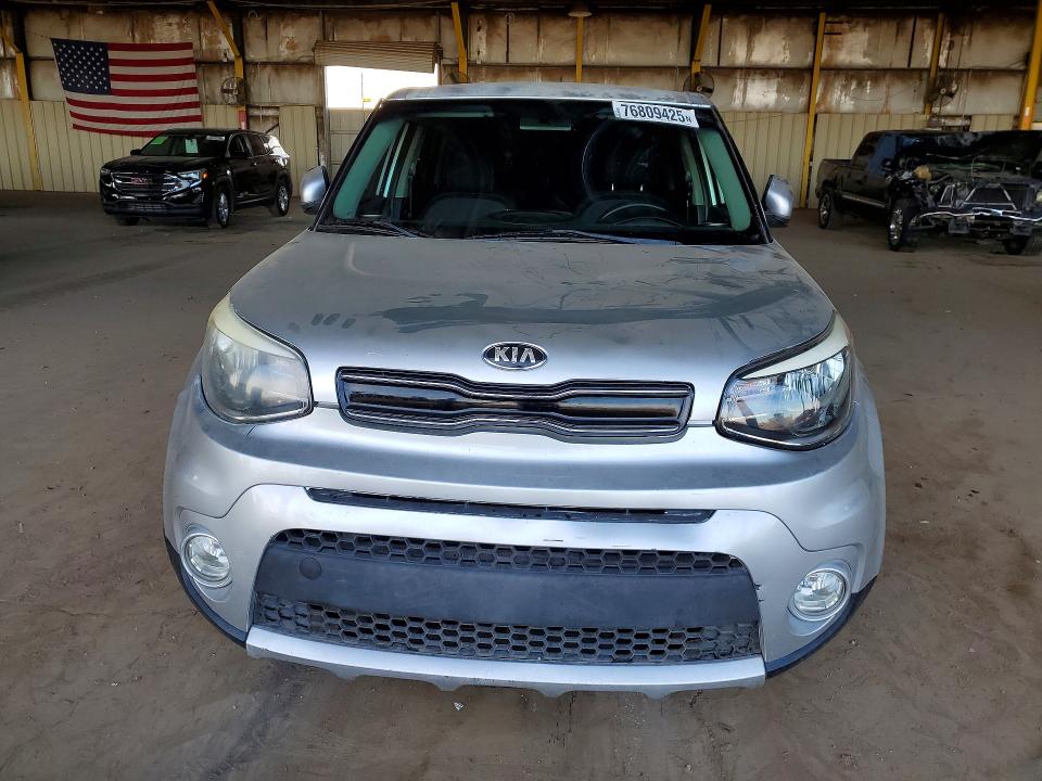 2017 Kia Soul მანქანა იყიდება აუქციონზე, vin: KNDJP3A52H7448688, აუქციონის ნომერი: 76809425