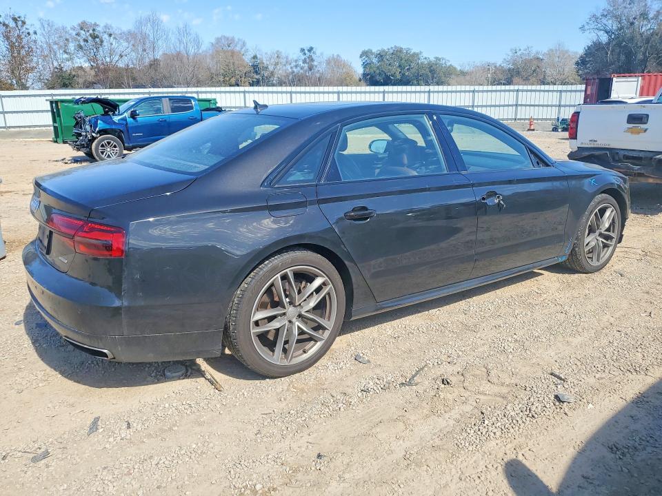 76026155 :رقم المزاد ، WAU44AFD4HN008975 vin ، 2017 Audi A8 مزاد بيع