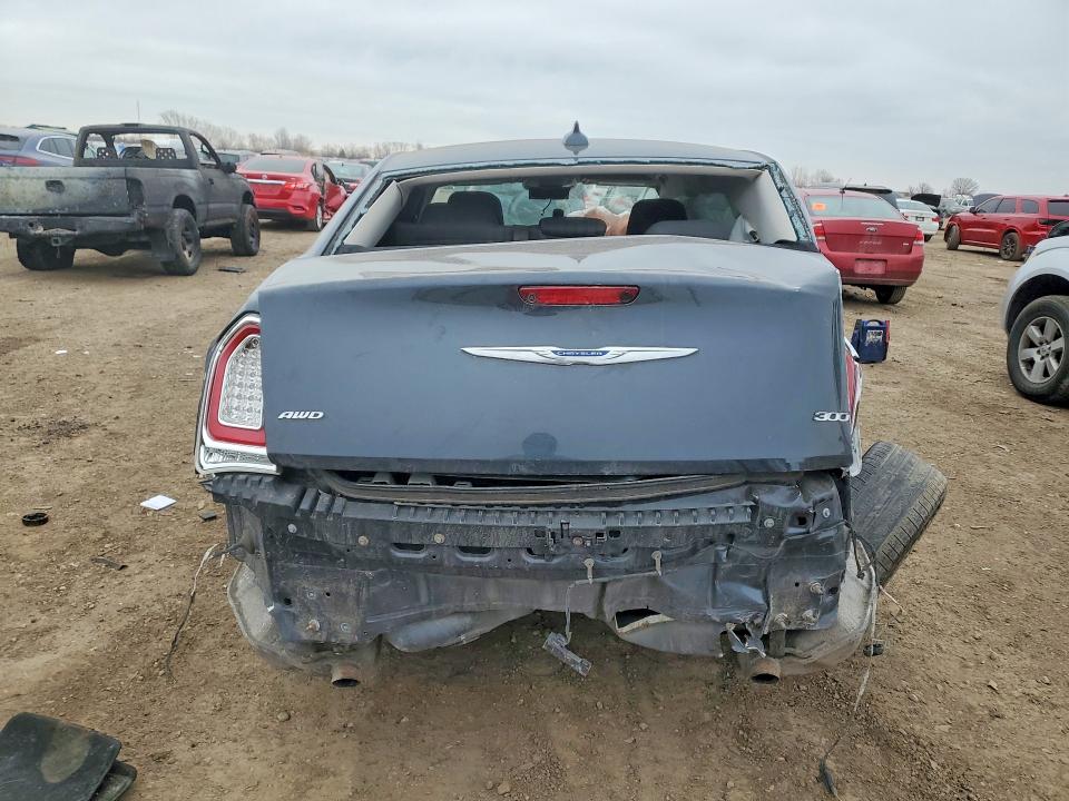 78288795 :رقم المزاد ، 2C3CCARG4JH325021 vin ، 2018 Chrysler 300 مزاد بيع