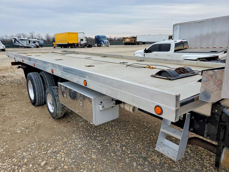 79008495 :رقم المزاد ، 3BPNHD7X4WF465318 vin ، 1998 Peterbilt 330 مزاد بيع