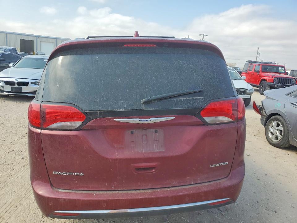 76465165 :رقم المزاد ، 2C4RC1GG5LR271699 vin ، 2020 Chrysler Pacifica مزاد بيع