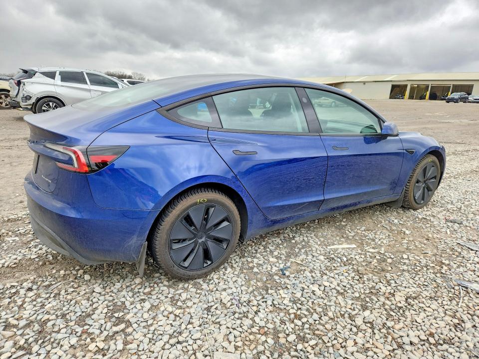 77789585 :رقم المزاد ، 5YJ3E1EB0SF932993 vin ، 2025 Tesla Model 3 مزاد بيع