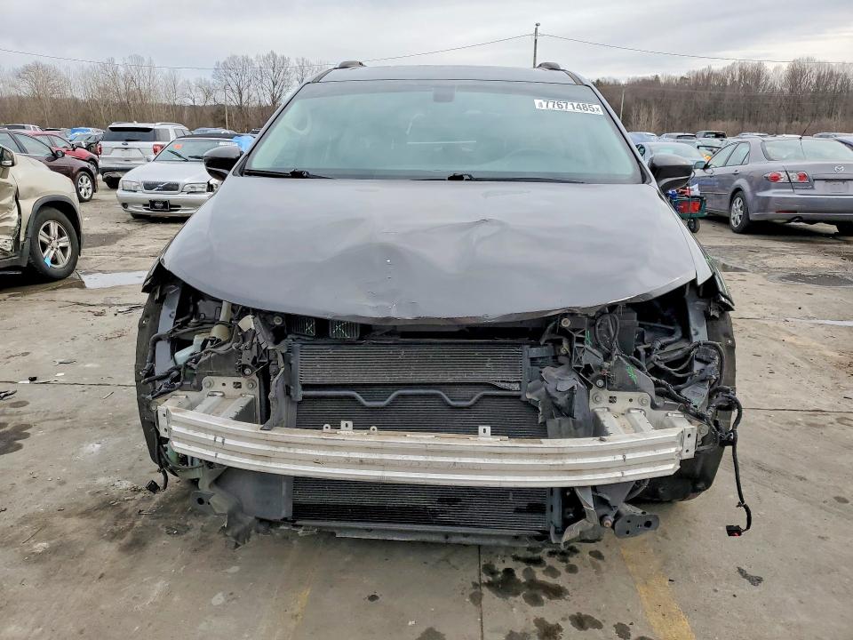 2017 Chrysler Pacifica მანქანა იყიდება აუქციონზე, vin: 2C4RC1EG7HR518800, აუქციონის ნომერი: 77671485