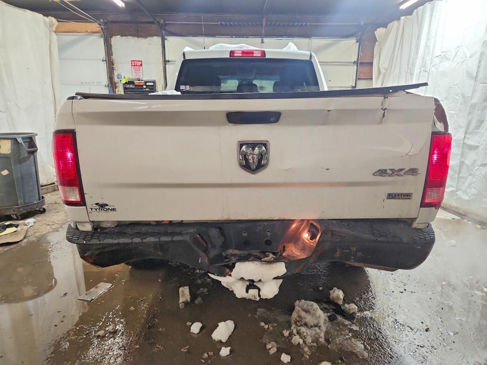 Продажа на аукционе авто 2015 Ram 1500, vin: 1C6RR7FG1FS771856, номер лота: 76223045