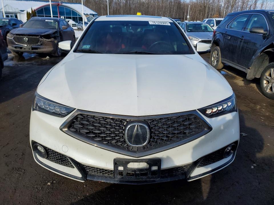 76120905 :رقم المزاد ، 19UUB3F69JA006823 vin ، 2018 Acura Tlx مزاد بيع